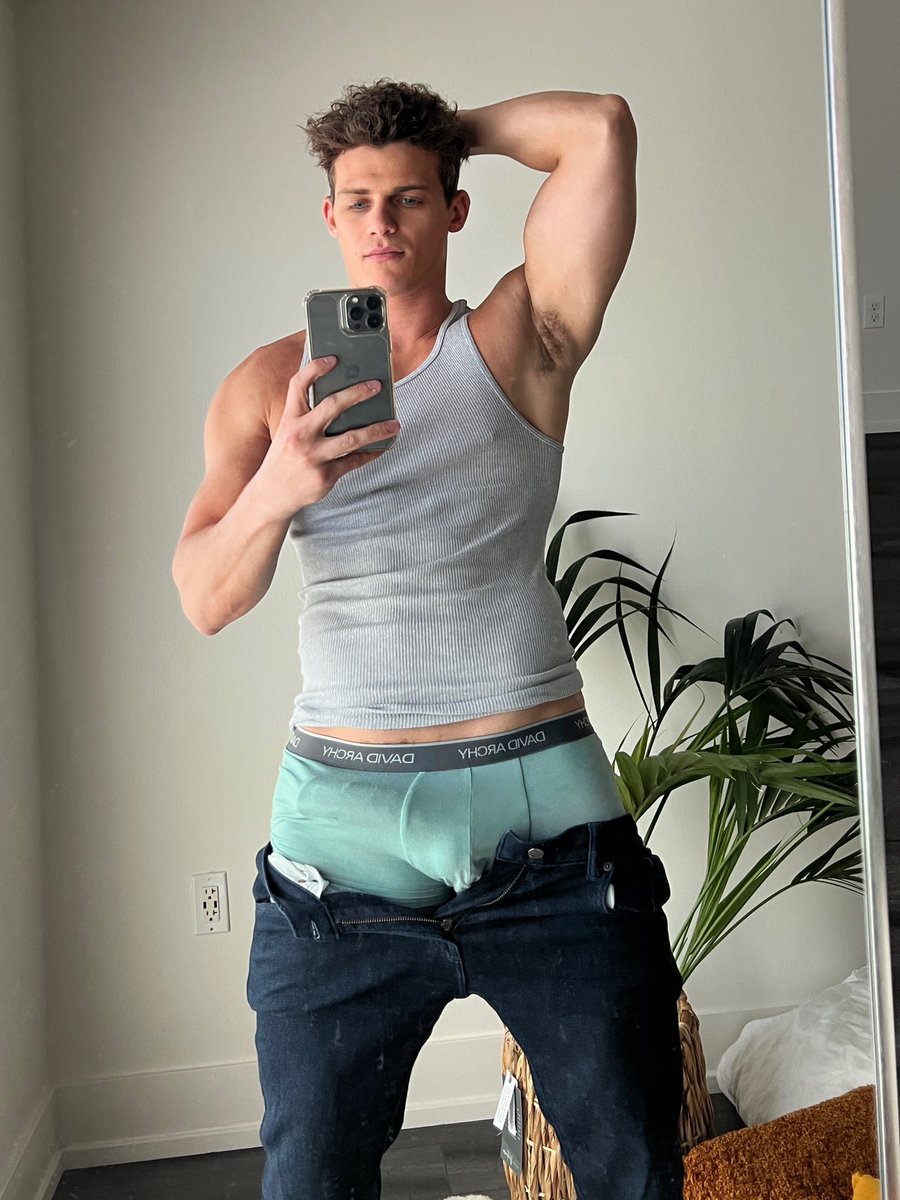 jackson riggsfitt , Twitter Profile
