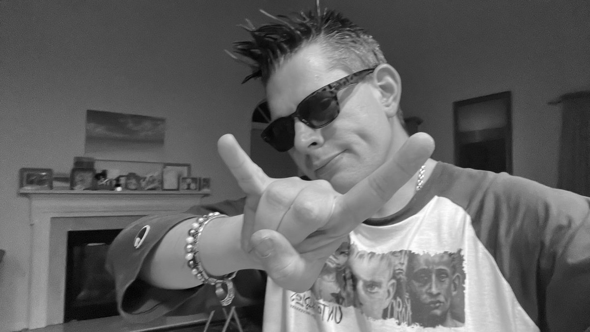 VioletReeper's tweet image. 