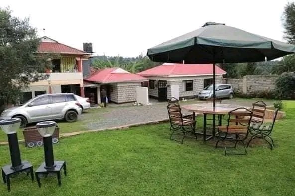 ComfortGuest's tweet photo. Happy Customer Service Week to our tried and true customers. Your positive feedback has always helped us improve our services. Kindly book with us via 0713507725
#Comfortguesthouse https://t.co/v38AdfuBHq