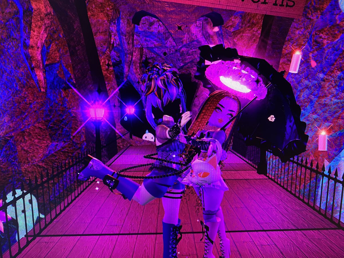 V0idFa1ryz's tweet photo. Pictures with my friend🤭
#royalehigh #royaleween2022 #royalweenupdate2022 #pictures #friends #Halloween2022 #royalehighhalloween #bestupdate #Update https://t.co/UKjNZUhdZp