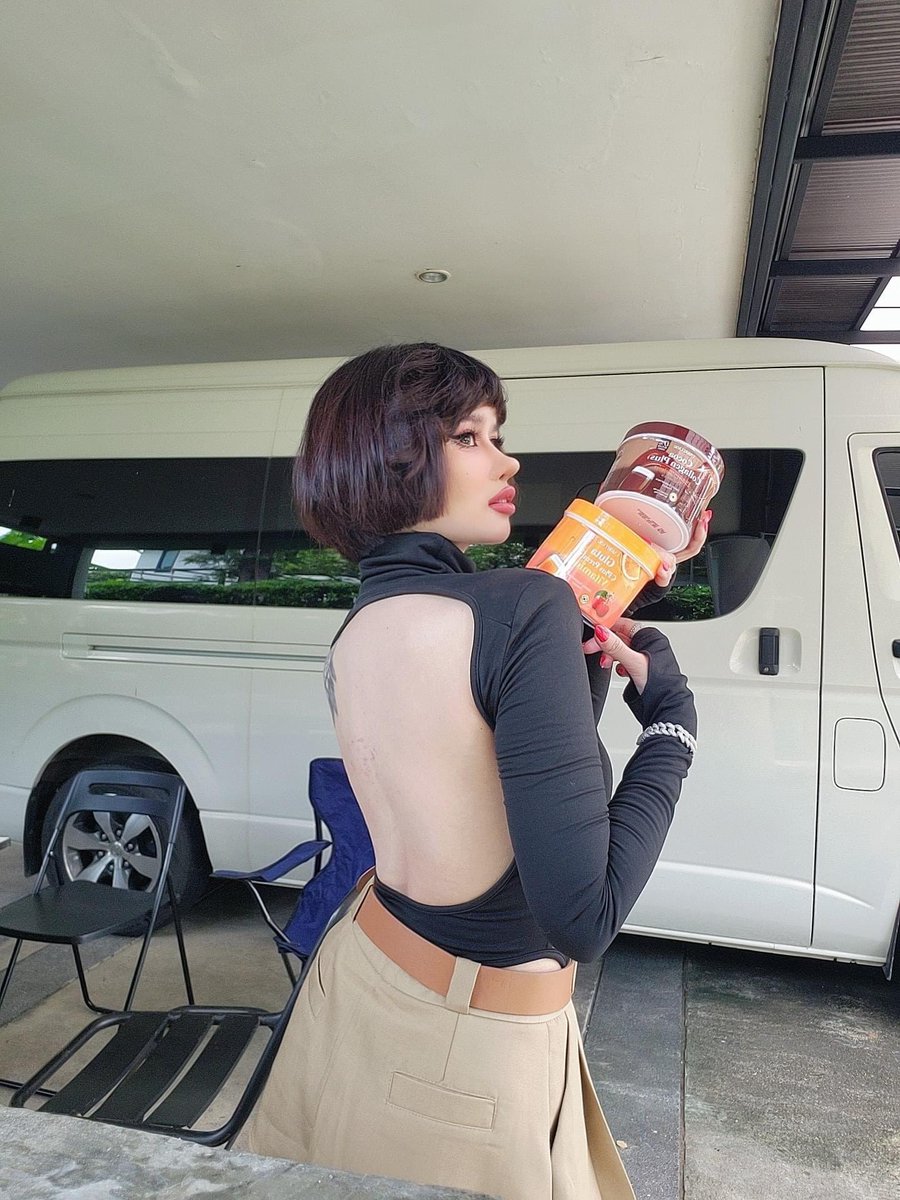 Prangthip68's tweet photo. วิตามินผิวปราง พร้อมส่งมากๆ 
เก่งมากในเรื่องของบูสผิวให้ขาวไว ขาวเร็ว ปัญหาผิวจะหายไป อยากให้ลองตัวนี้ 
ลูกค้าจะเอาโปรไหน แจ้งใต้โพสต์ได้เลยนะคะ🖤👑 #วิตามินผิวปราง #ปรางเดอะวอยซ์ #ปรางthevoice #TheVoiceAllStarsTH #ปราง #ปรางปรางทิพย์ #อาณาจักรผิวปราง https://t.co/E4S2GXLeoQ