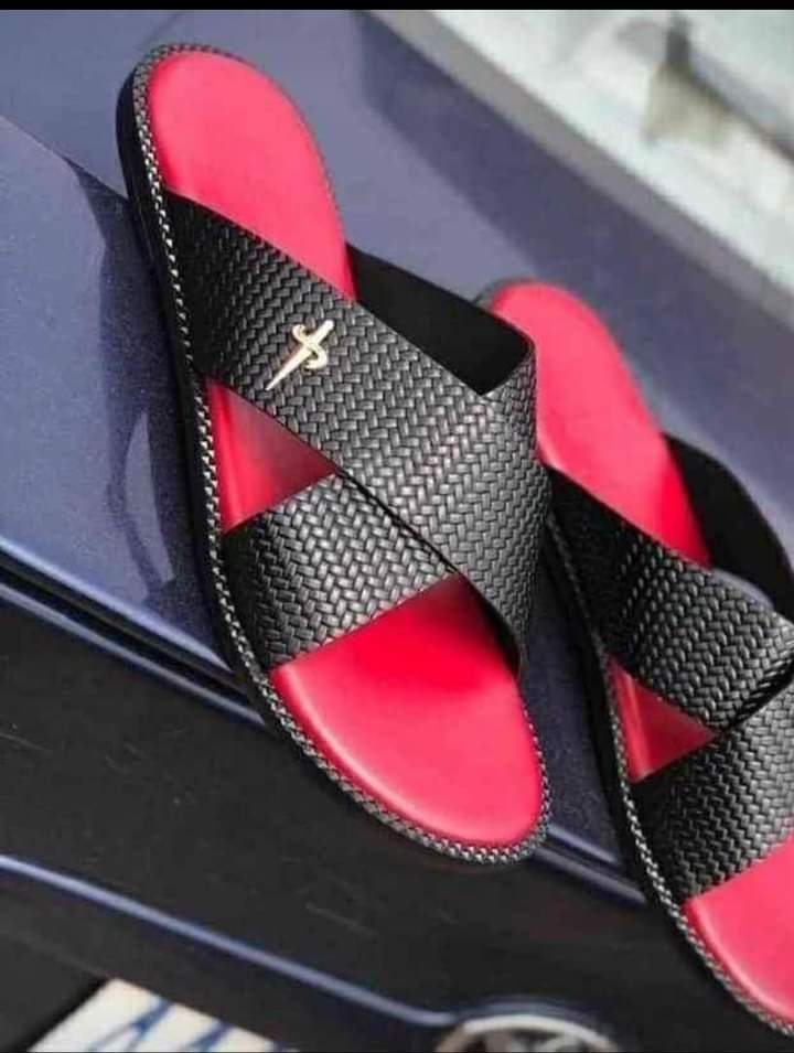 GoodPikins's tweet photo. Handcrafted Footie for your Soft Walk👣
Durable,Affordable and Classy 👌

Frame 1 &amp; 2;N5,000
Frame 3;N7,000
PRE-ORDER
3-4 days Delivery(NATIONWIDE)

MILE 2,PORT HARCOURT
08032828759
#phtwittercommunity https://t.co/HcHs4coZHE