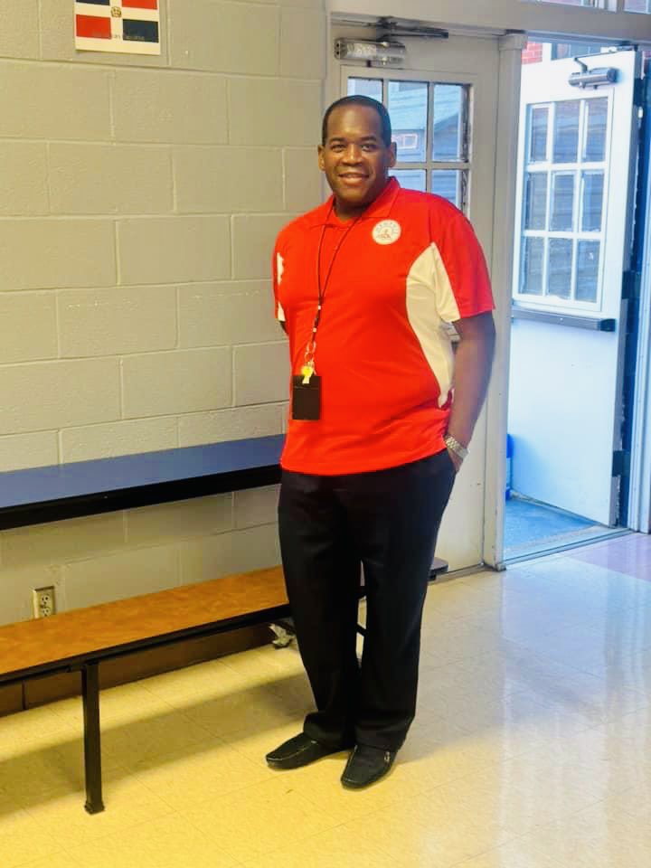 Man_Excellence1's tweet photo. Enjoying Math &amp; Science Night with some amazing educators!! ♥️

Every child deserves a champion, an adult who will never give up on them, who understands the power of connection, and insists that they become the best that they can possibly be. ~ Rita Pierson. https://t.co/lVMMhaRGlL
