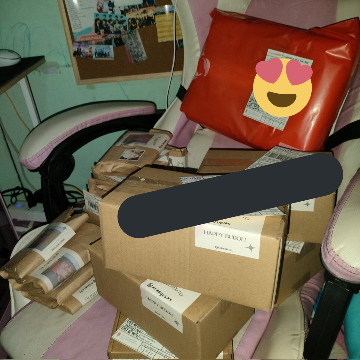 laucartz_'s tweet photo. — ꒰ 🛒 #lauwzupdatez ꒱ 

100622

mass shipment has been made !!

MOST parcels has been picked up at my address today! this includes:
- flash express bookings
- direct ggx bookings
- those who opted for sco

++ if you have items from BBATCH1 but haven't received a sf pls do dm! https://t.co/Cy6sx0DbGK