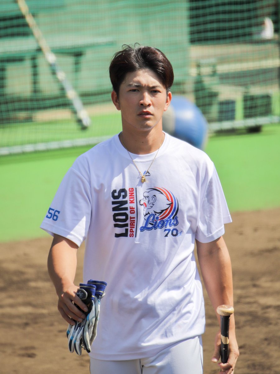 即出荷 埼玉西武ライオンズ 川野涼多 MAJESTICトレーナー フリース