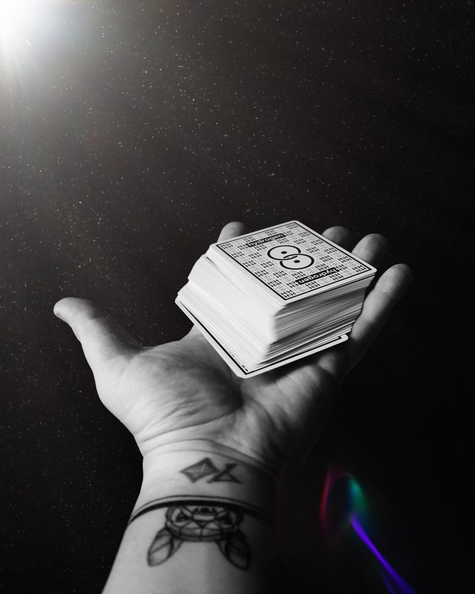 m_alekz's tweet image. Hydrogen…

#cards #cardphotography #murphysmagic #penguinmagic #magic #magicTrick #magician #bnwmood #monochrome #blackandwhitephoto #blackandwhitephotography #bnw_kings