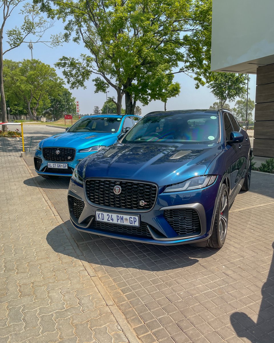 Zero2Turbo's tweet photo. Got to love the Jaguar F-Pace SVR in a striking colour! Which would you pick?
Left to right; Marine Blue Gloss*, Petrolix Blue Gloss** or L’Orange Gloss*
*Match to customer sample
**SV Ultra Metallic paint in Gloss finish
#SouthAfrica #Jaguar #FPaceSVR #SVR #FPace #JaguarSVR https://t.co/gD6Ristn3X