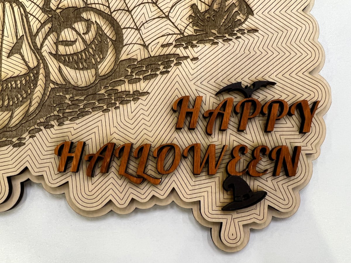 SculpfunTech's tweet photo. "Halloween pumpkin 🎃Love these evil pumpkins! 
I Made a Halloween Pumpkin Door Knob Hanger Front, But I don't want to engrave "open "and "close" it looks a bit silly.
What's your favorite Halloween element?"😍😎❤👇

Made by Wingero Buckles 

#SculpfunS9 #laserengraving https://t.co/0PAatEtDYF