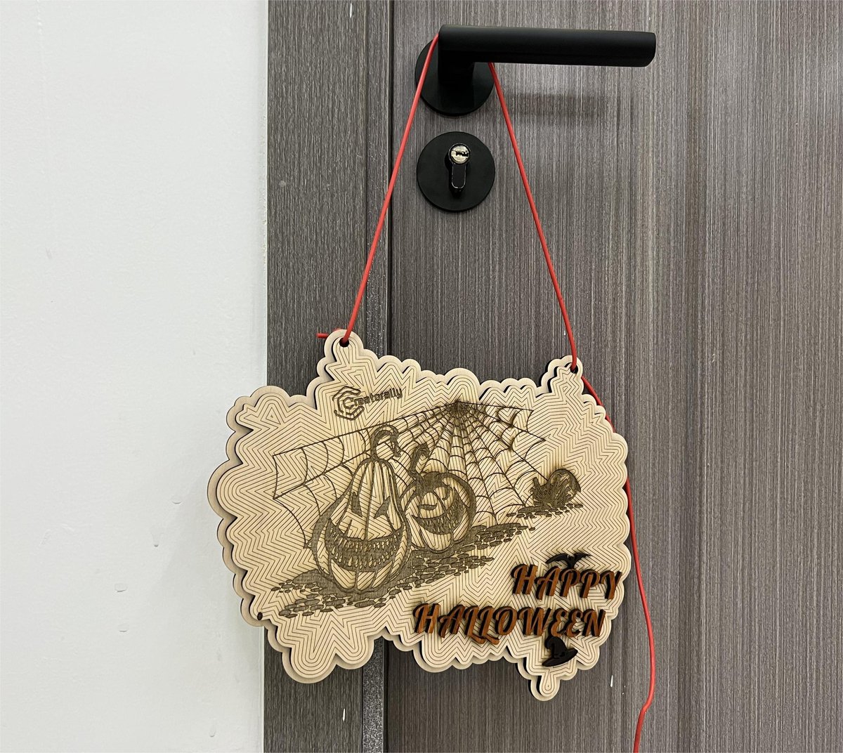 SculpfunTech's tweet photo. "Halloween pumpkin 🎃Love these evil pumpkins! 
I Made a Halloween Pumpkin Door Knob Hanger Front, But I don't want to engrave "open "and "close" it looks a bit silly.
What's your favorite Halloween element?"😍😎❤👇

Made by Wingero Buckles 

#SculpfunS9 #laserengraving https://t.co/0PAatEtDYF