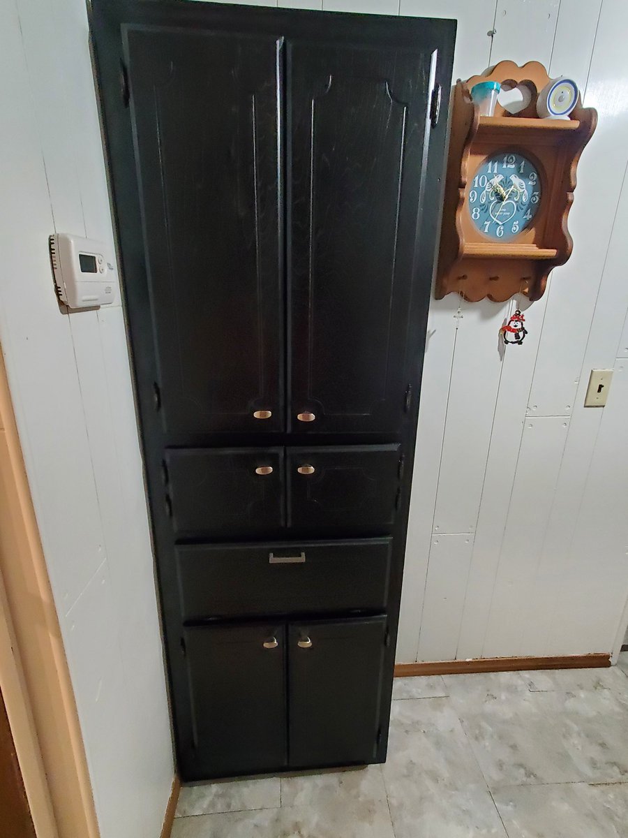 DeniseWhitlatch's tweet photo. Been working on this cupboard for awhile got hit with a migraine while painting it today but kept going. This has been in my family over 30 yrs it's all painted and in the laundry room of our house it looks funny in picture I tried. Lol. #newpaintjob #iliketopaint https://t.co/ZzH6KSd8gk