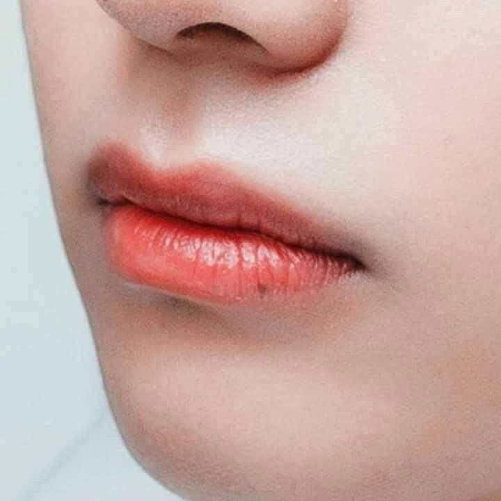 AgustDftJimim's tweet photo. My soft spot✨ https://t.co/aaf7jCnukm