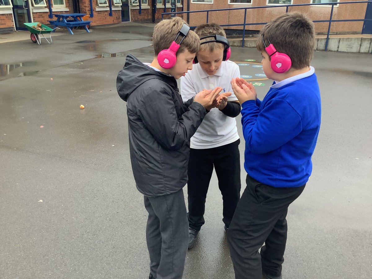 Year6ashwood's tweet photo. Year 6 learnt lots of new information about rainforests during their Now Press Play immersive experience (and enjoyed taking part in the drama too!) #Expressivecommunicators @satrust_ @educationgovuk https://t.co/FQLvwtqHPH