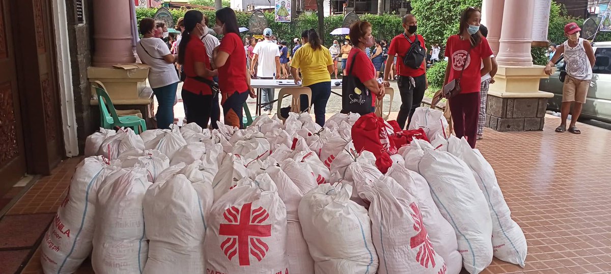 CaritasManila's tweet photo. | Caritas Manila Typhoon #Karding Relief Operations | 

IN PHOTOS: 500 families affected by Typhoon #Karding from Montalban, Rizal received relief packs at Our Lady of the Most Rosary Parish through our Damayan Program. https://t.co/9zRyLk3PXT