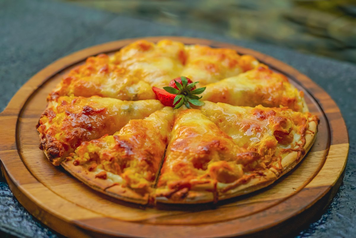 AstonBogor's tweet photo. Signature tasty dishes that will make you feel right at home.

Must try : Pizza Ubi Cilembu

#StayAtArchipelago
#StayAtASTON
#ArchipelagoRestaurants
#ASTONRestaurants
#ASTONBogor https://t.co/arRClHLbBh