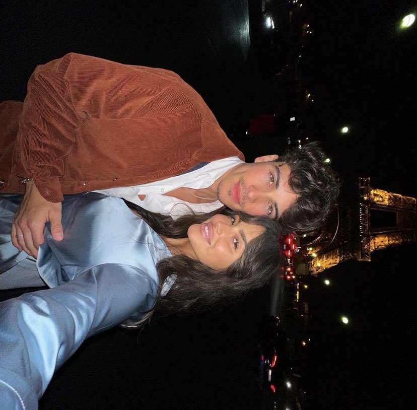 _ssensee's tweet photo. ¡one month!
love you💘 https://t.co/xMG8x2hUwP