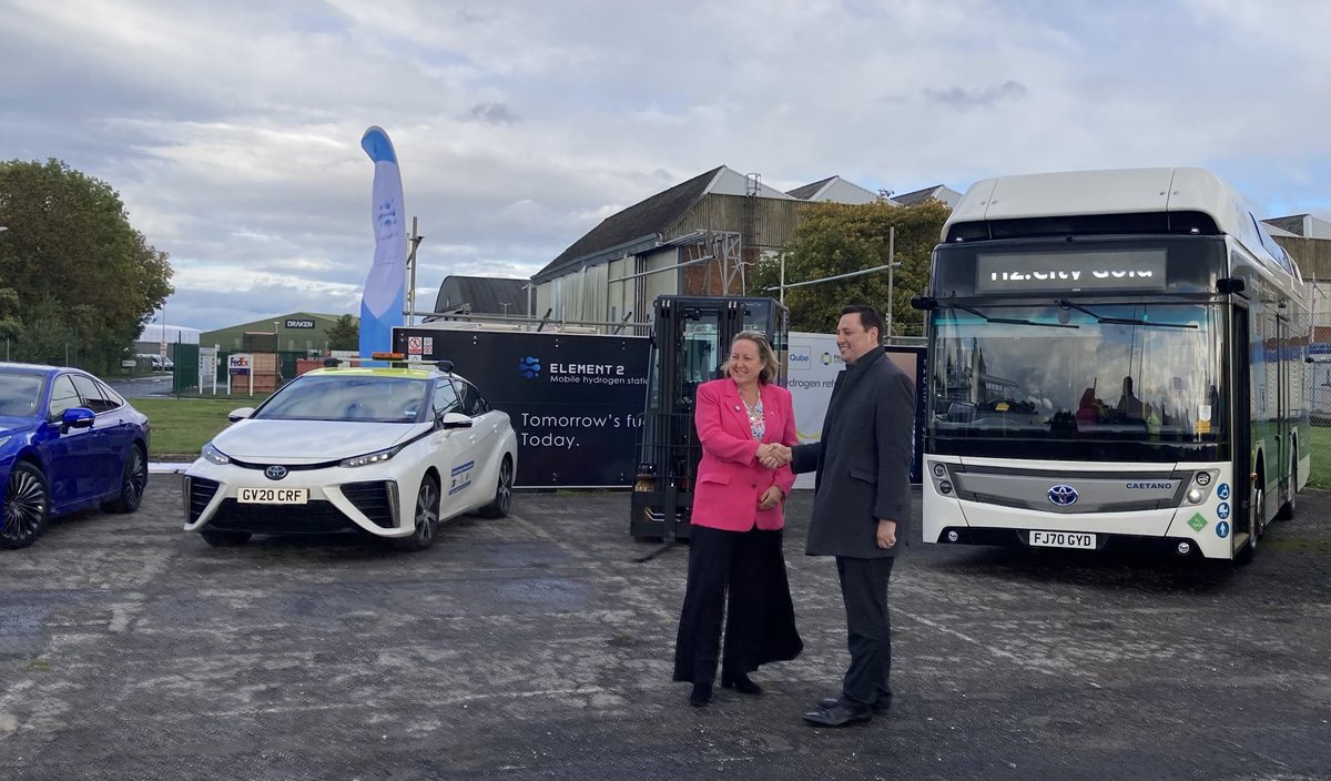 Great to see phase 2 hydrogen hub launch &amp; #Toyota  #Fuelcell car, forklift &amp; bus 🚗 🚌  with ⁦<a href="/Ulemco/">ULEMCo Ltd</a>⁩ ambulance &amp; truck 🚑@annietrev ⁦<a href="/BenHouchen/">Ben Houchen</a>⁩ @tranportgovuk