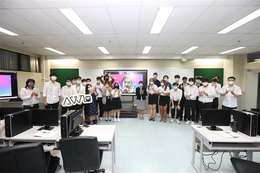 awl_inc's tweet photo. On September 29, 2022, @MinaTsuchida, #AWL Chief Human Resource Officer spoke at Mahidol University. Our engineer from #Thailand also joined online, introduced our company.
#MahidolUniversity https://t.co/73Sy8g91gL