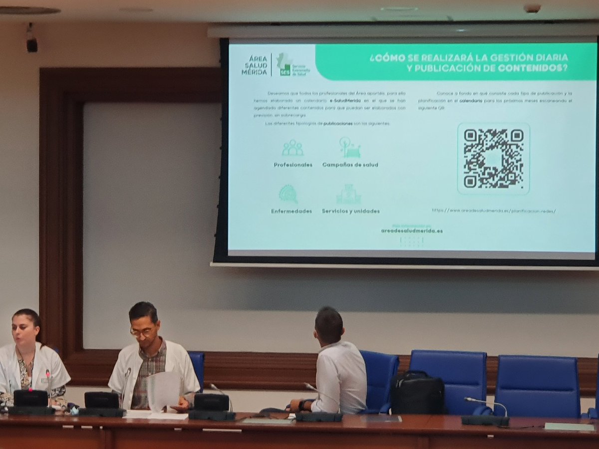 AreaSaludMerida's tweet photo. Puedes seguirnos y compartir con nosotros en las siguientes redes sociales.
Presentación #eSaludMerida https://t.co/2dvUr6ENYj