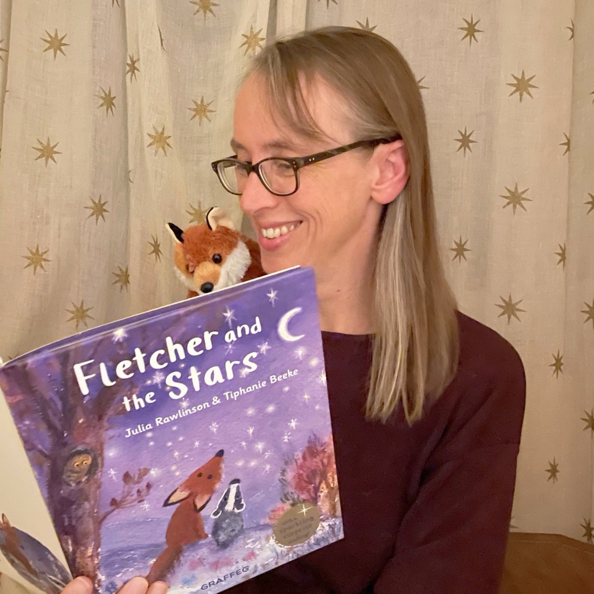 ✨Fletcher and the Stars is out today✨ And I couldn’t love it more! Welcome to the world little Badger – thanks to @TiphanieBeeke, you may just be our cutest character yet. Signed copies from @KenilworthBook kenilworthbooks.co.uk/product/fletch… #FletchersFourSeasons #FletcherAndTheStars