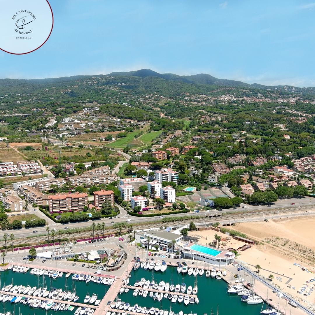 📍👉Sant Vicenç de Montalt es un pequeño pueblo escondido de la comarca del Maresme. Su característica más sorprendente es que está dividido en dos zonas muy diferenciadas: el núcleo antiguo y la costa. Ambas tienen un encanto especial.

#Golf #maresme #mediterraneo #barcelona