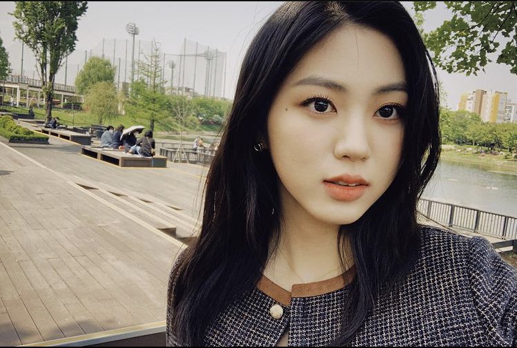 eunbeane's tweet photo. Since today becomes my free day after awhile, I took my camera and strolling around the city while filming everything in front of my sight. Took the prove for my joyous for today, embellishing my feeds with my own aptitude in captivate the nature thru my camera. 📸 https://t.co/r46F3JHwOC