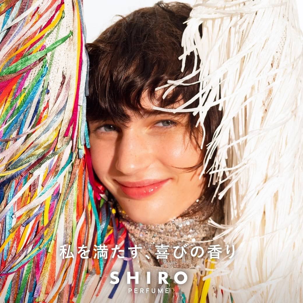 shiro__official's tweet photo. 【私を満たす、喜びの香り】
SHIRO PERFUME COLLECTION 第2弾では、特別な瞬間を切り取ったような新たな2種の香りが数量限定で登場します。
▶︎ https://t.co/QrHnO4u6KI

#SHIRO #SHIROperfume #JOYWITHYOU #FAVOURITEDRESS https://t.co/eDbPV0tbvD