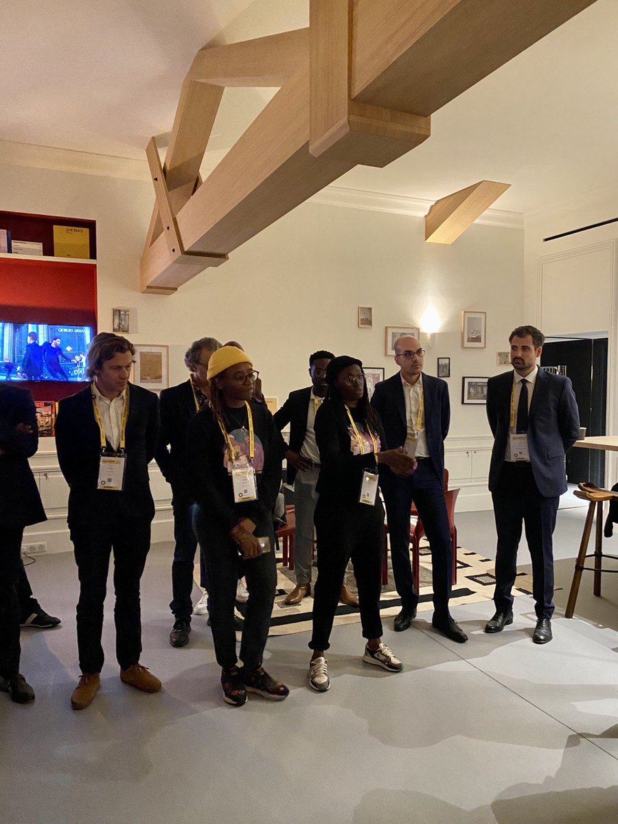 becht_olivier's tweet photo. Arrivée à #Big2022 et rencontre avec les entrepreneurs des promotions du « Pass Africa ». Leurs initiatives entrepreneuriales innovantes et leur dynamisme participent directement au renforcement des liens entre l’Afrique et la France ! https://t.co/cY26ExIYJd