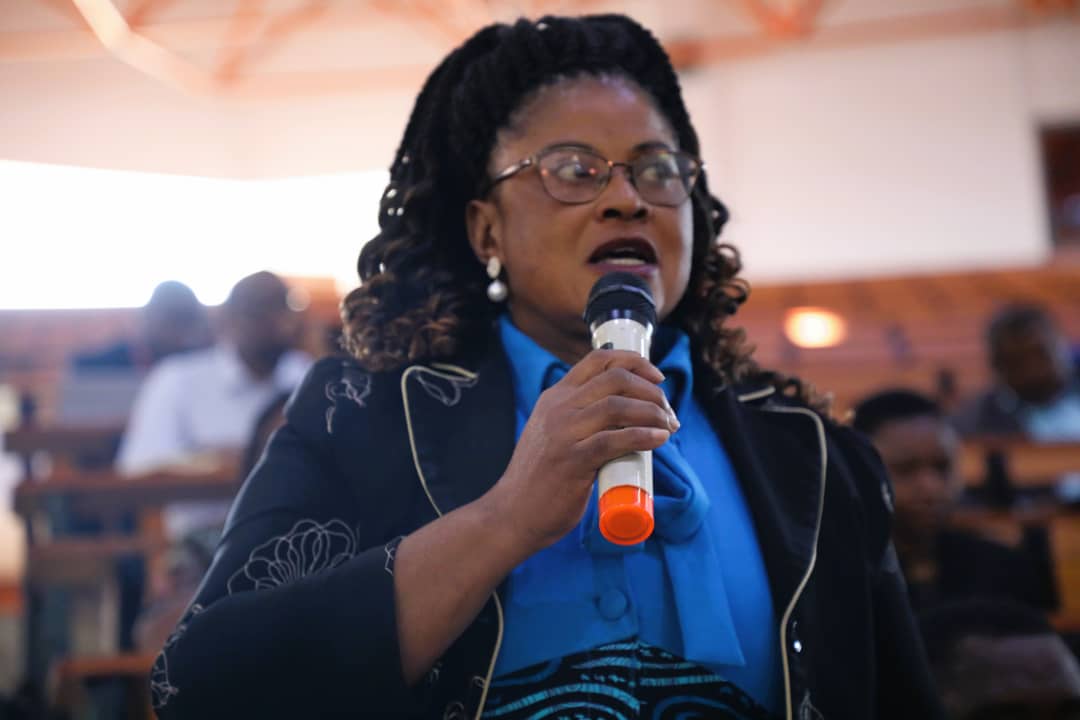 wizara_elimuTz's tweet photo. Katibu Mkuu Wizara ya Elimu, Sayansi na  Teknolojia Dkt. Francis Michael leo Oktoba 06, 2022 jijini Dodoma amekutana na  watumishi wa Makao Makuu wa Wizara hiyo na  kuzungumzia masuala mbalimbali ya kiutendaji ikiwa ni utaratibu aliojiwekea ili kuleta ufanisi kazini. https://t.co/AYmiuUa41I