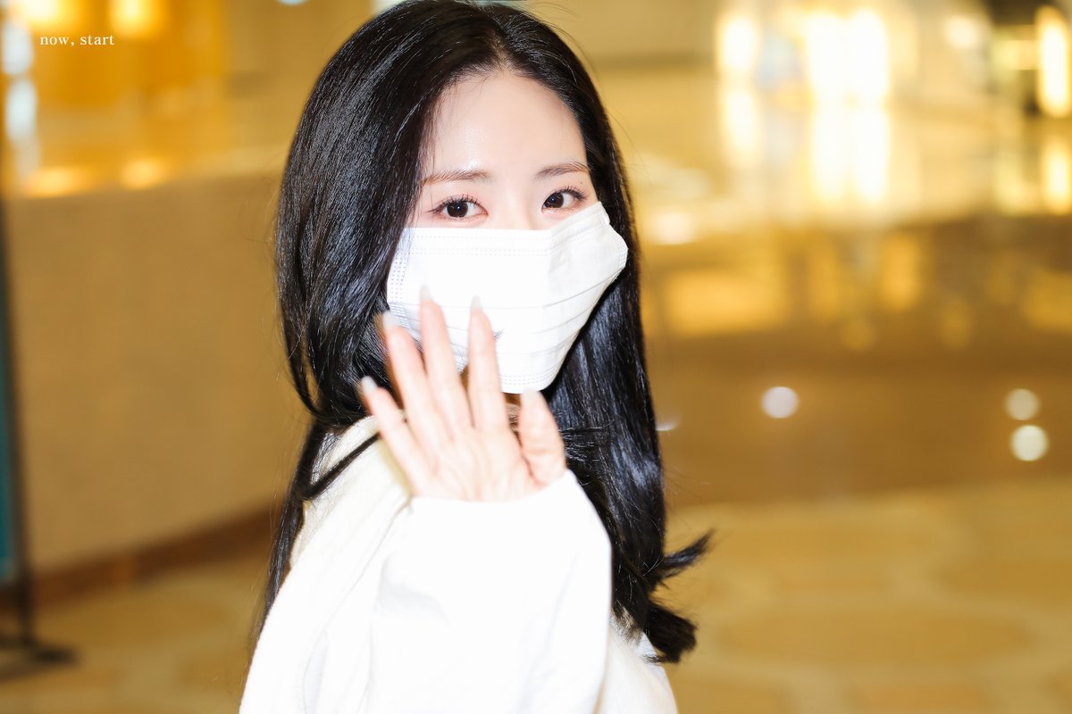 221006 김포공항 박지원 HQ

#프로미스나인 #fromis_9
#박지원 #지원 #jiwon

굿모닝 메건💕