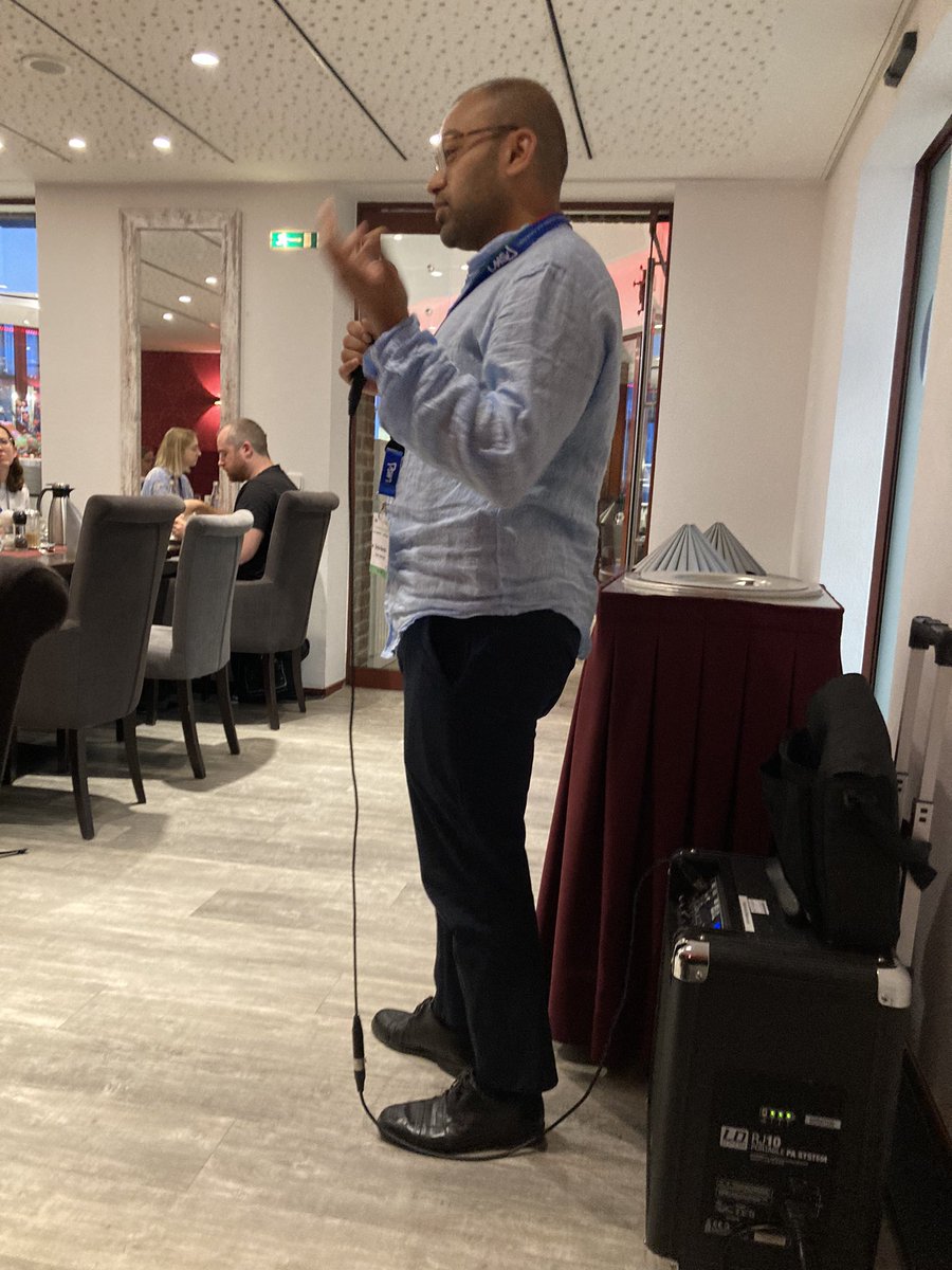 EuroCilia2027's tweet photo. Our second #Cilia2022 power breakfast ‘Increasing Diversity in Our Community’ with Cecilia Lo, @CytoLabKoc , @BastinLab_Paris &amp; @GirishRMali definitely lived up to high intensity discussions of key issues with our audience- barriers, representation, bias. https://t.co/3PVglaOXSH