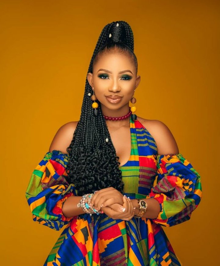 KonnectAuto's tweet photo. @wizkidayo gave us confidence to believe &amp; rise above age limitation irrespective of background. @burnaboy taught us to break barriers &amp; rise above doubt irrespective of delay.
Virginia Timothy gave us #HAPPY to stay happy at all times.

Follow @VjaZZPrincess and get link on bio. https://t.co/s4N7B7zTSx