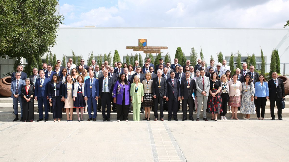 EfeNicosia's tweet photo. 9th Environment for Europe Ministerial Conference
5-7 October 2022
#nicosiaefe #efe2022 https://t.co/eV5zEYJ10R