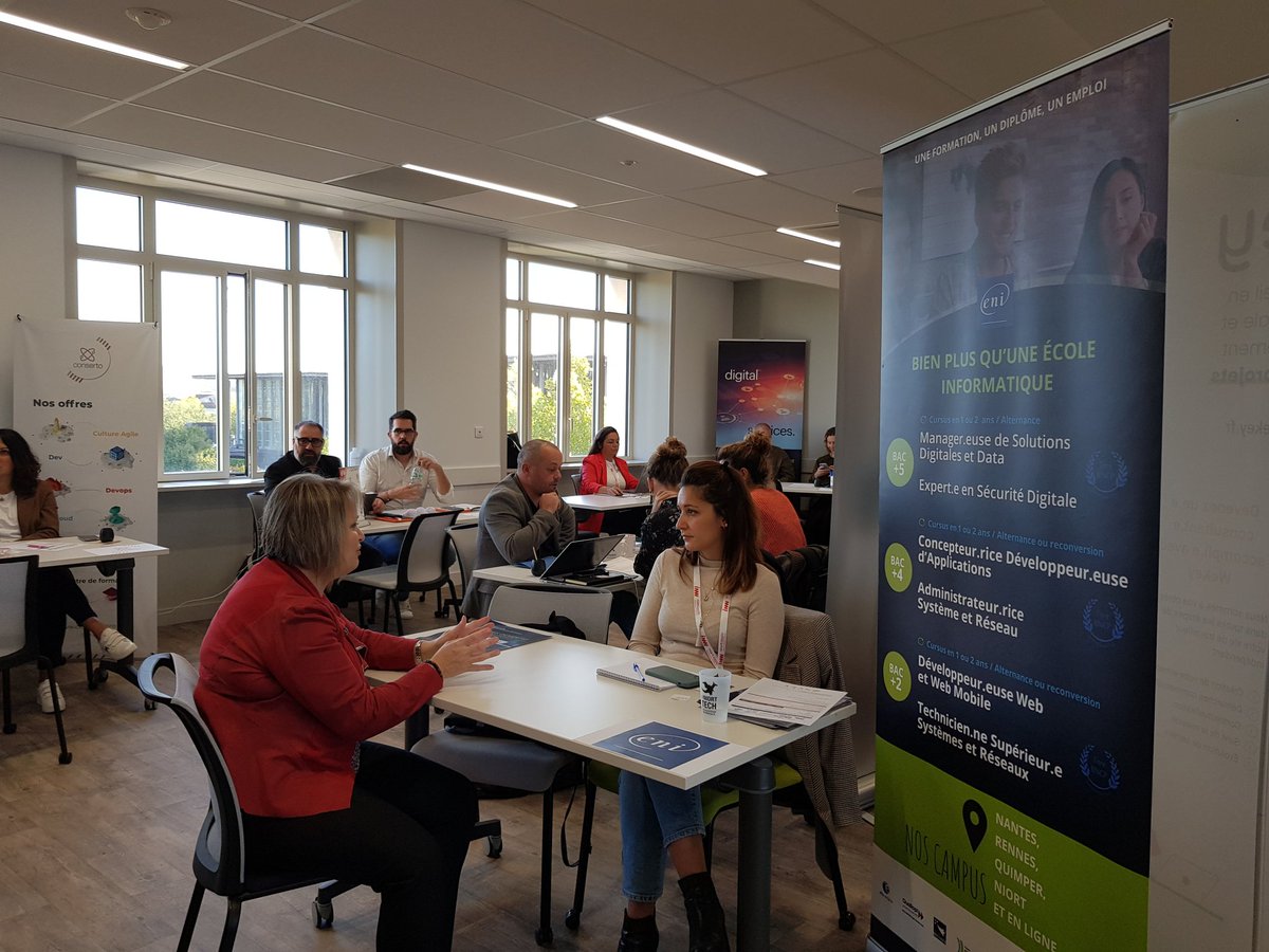 NiortAgglo's tweet photo. #NiortAgglo #Niort un territoire qui recrute ! Dans le cadre du salon #INNN, ce matin #jobdating filière numérique à #NiortTech. 30 entreprises présentes pour + de 150 offres d'#Emploi @NiortAgglo @cbeduniortais @pole_emploi @Apec_NA 👉https://t.co/BZQz2xyVnA https://t.co/zoqLl9WjJE