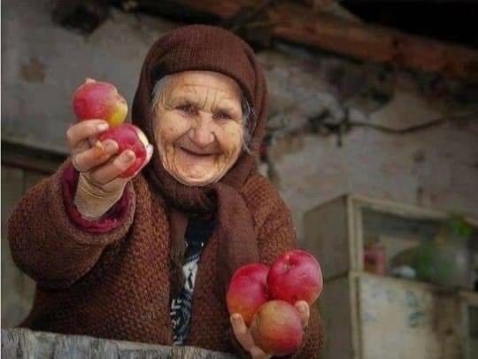 nisancahayat's tweet photo. Baktığımda kalbini göremediğim insanların şerrinden 
Allah’a sığınırım….!!! https://t.co/Bt4KOJgnSl