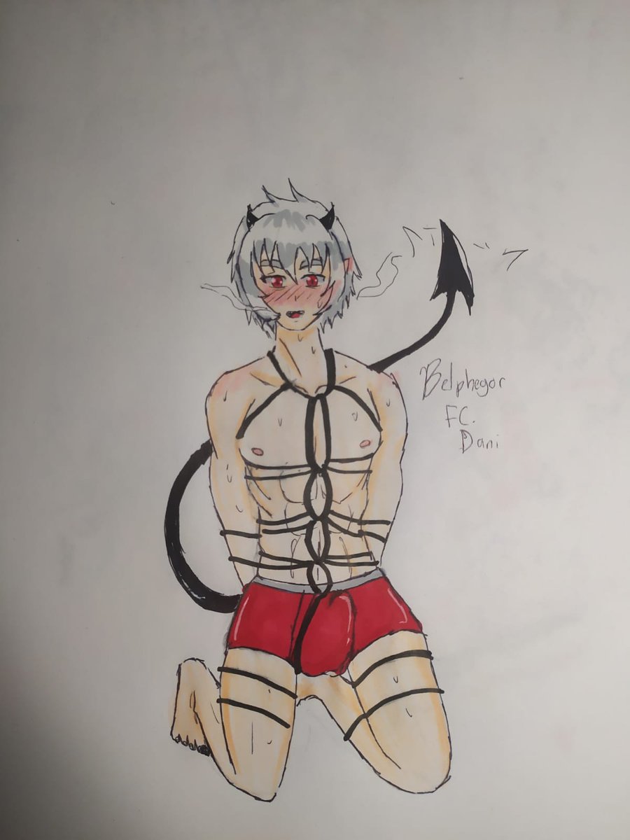 AShirkeish's tweet photo. Este OC no es mío, pero es el shipp de mi angelita anterior, nota. Aún me cuesta dibujar figuras masculinas https://t.co/AvOT27leAa