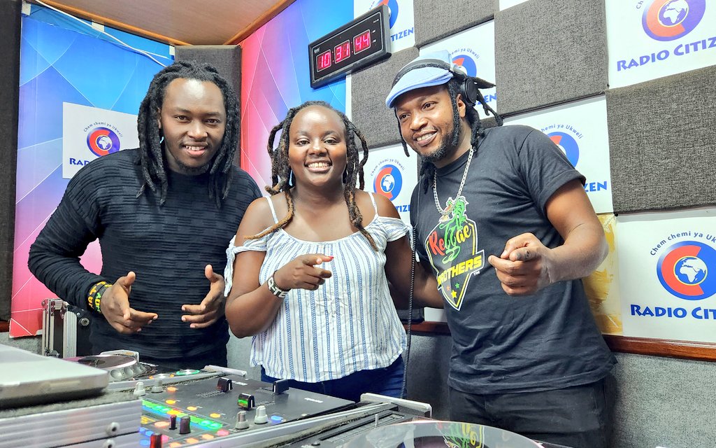 AQtee's tweet photo. Way Back Thursday on #WaksTikiTaka. Who is your favorite Artist or what's your favorite Way Back tune and what does it remind you? @RadioCitizenFM @ShattaTikiTaka @DjBlingOfficial https://t.co/BSkZ4HV0Aj