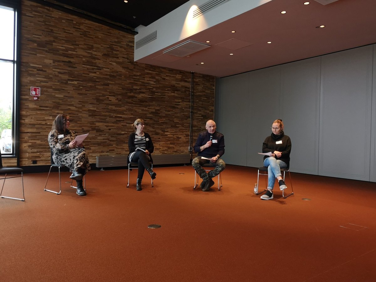 NAL-päivillä Joensuussa viisaat panelistit NAL Asunnoilta, Josnasta ja @VVA_yhdistys arvioivat, että asukkaiden #vertaistoiminta on keino synnyttää kokemus omasta yhteisöstä ja ylpeys omasta talosta. @NAL_ry