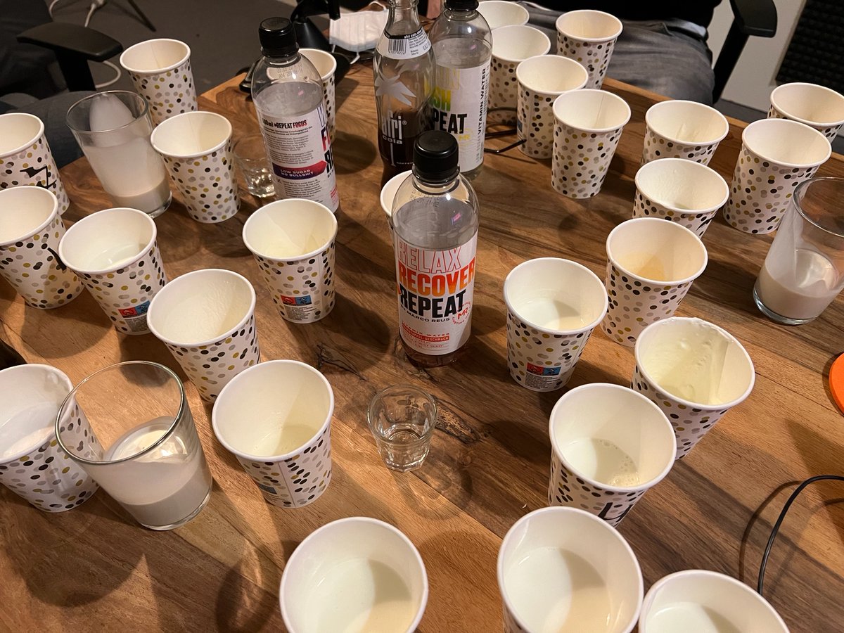 Mikrodilettanten tweet media