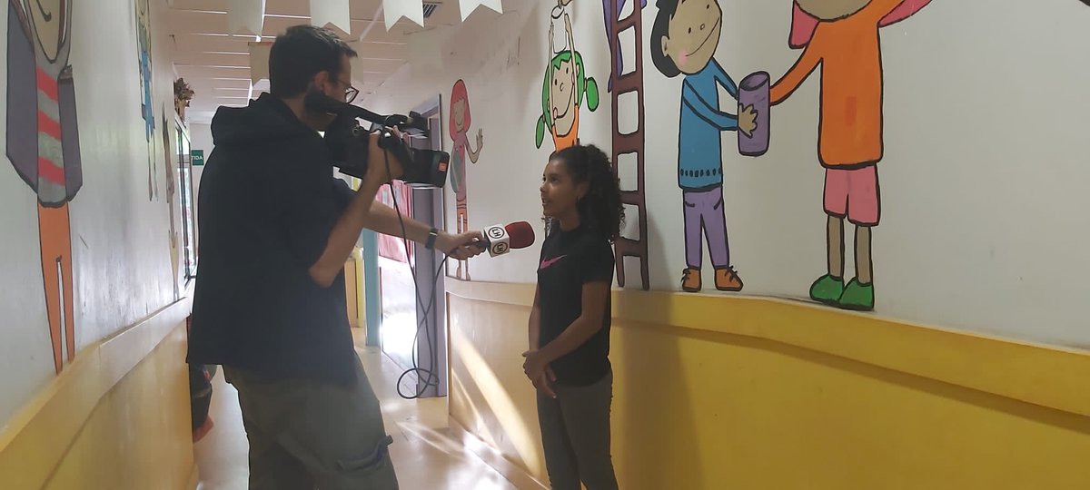 El passat dimarts la TV de L'Hospitalet va venir a gravar les nostres activitats i vam poder explicar el futur canvi de local. <a href="/TelevisioLH/">Televisió L'Hospitalet</a> <a href="/EsplaiCanSerra/">Esplai Can Serra</a> <a href="/fundesplai/">Fundesplai</a> <a href="/Fedesplai/">Federació Catalana de l'Esplai</a>