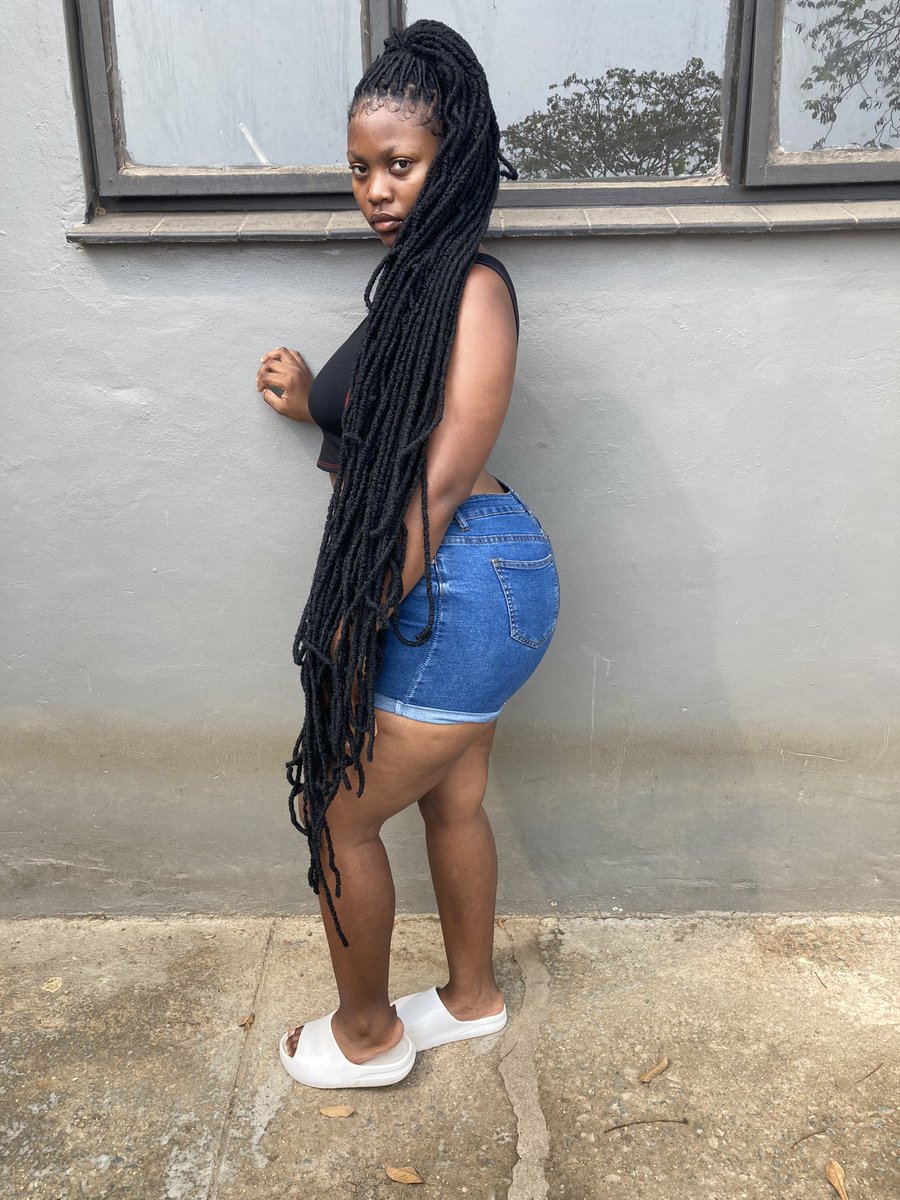 mandyzulu9's tweet photo. iGirl must braid herself with her own hands 🤌🏼🫶 https://t.co/qWpKQQKAo9