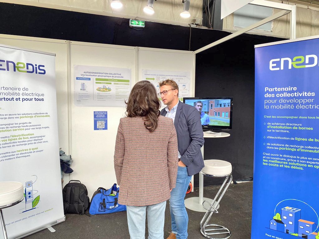 enedis_normand's tweet image. Toute la journée, @enedis en #Normandie est présente au salon des #SolutionsDurables de la @MetropoleRouenN⚡

Venez découvrir nos solutions autour de l&apos;#Autoconsommation collective et la #MobilitéÉlectrique et échanger avec nous 🗣