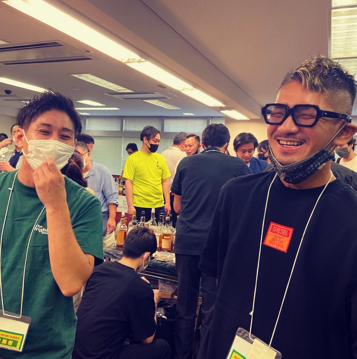 ultimatespirits's tweet photo. 先日は4年ぶりに復活したウィスキーヒストリー大阪へハイランダーイン秩父として出展！
全国から有名ウィスキーBARが出展し、とてもコアでラブリーなイベントで大盛況でした😉
新作のフェッターケアンもご好評いただきました。
主催者、出展者の皆様もお疲れ様でした！
#whiskyhistory #highlanderinn https://t.co/Ca6u6yNodv