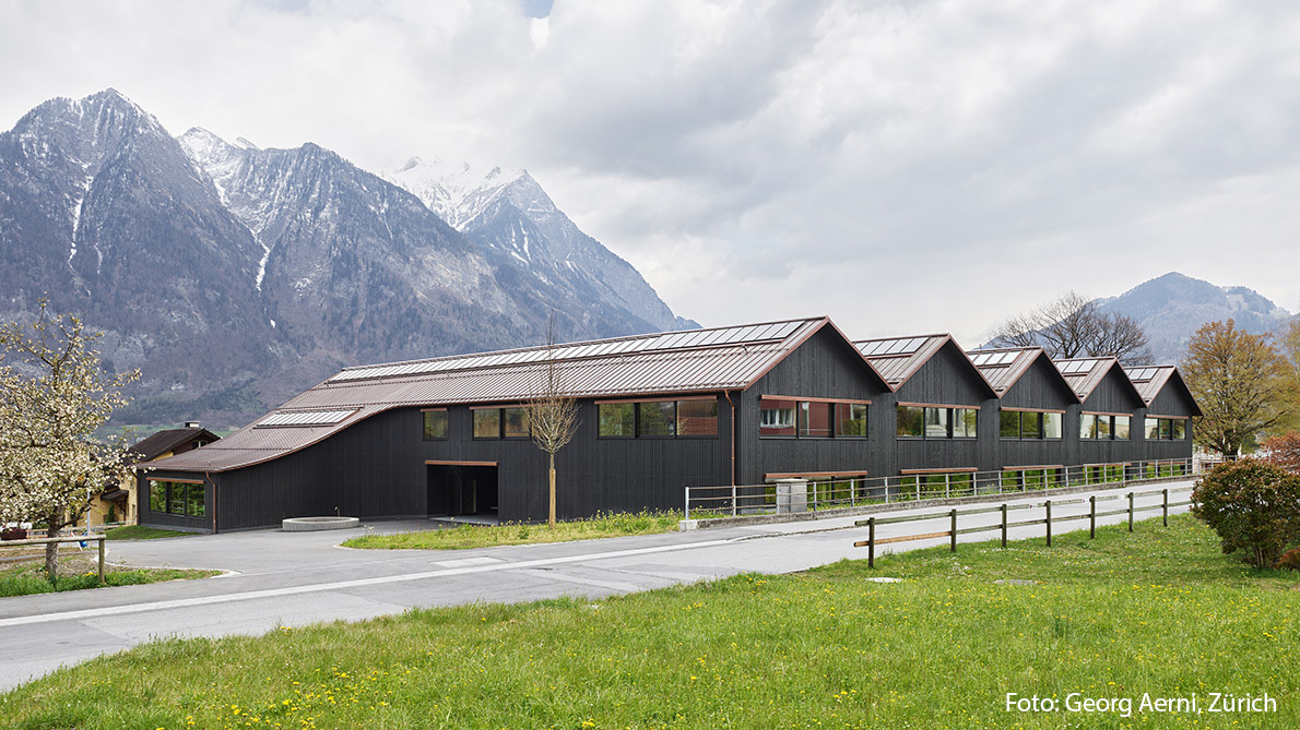 bbsr_bund's tweet photo. Die Botschaft🇨🇭in 🇩🇪lädt ab dem 13.10.22 zur Ausstellung der beim Architekturwettbewerb „Constructive Alps“ nominierten Projekte in das Ernst-Reuter-Haus, den Berliner Dienstsitz des Bundesamtes für Bauwesen und Raumordnung, ein. https://t.co/e7fgXQuXuX https://t.co/AkNX08dOZc