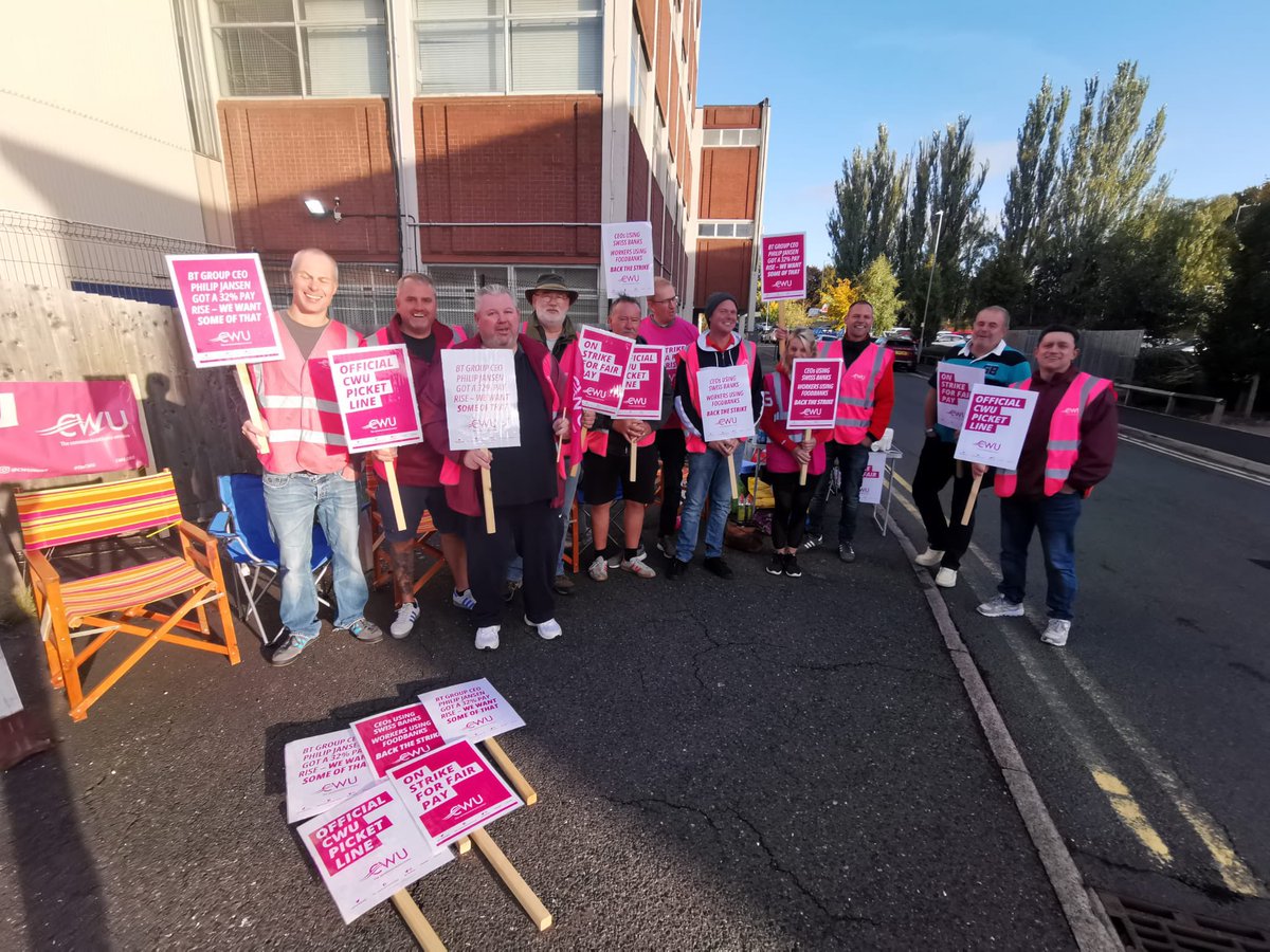 Yes Kidderminster 👏 #FoodbankPhil