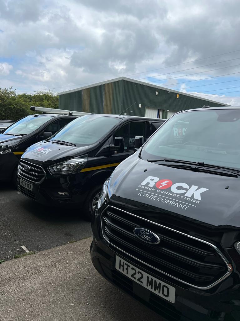 October 2022 marks a whole year since Mitie acquired Rock Power Connections to bolster its high voltage and EV infrastructure capabilities… And what better way to celebrate than with newly branded Rock vans!

#ev #evinfrastructure #icp #highvoltage #electricalconnections