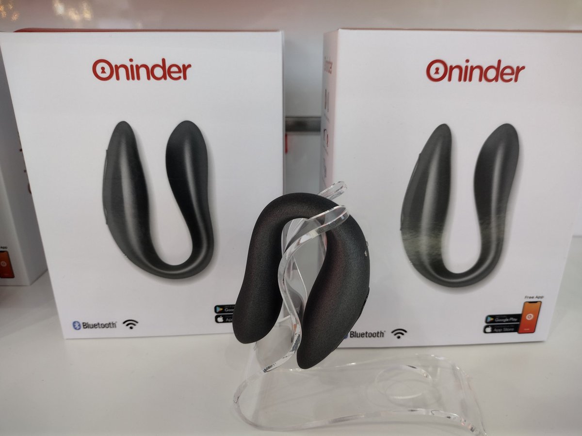 ETOMagazine's tweet photo. Interesting to see Spanish firm @DreamloveInt at #EroFame, promoting their #Oninder ranges. Busy stand this morning too.
#ETOonline #ETOatEroFame https://t.co/a2FMMySVWc