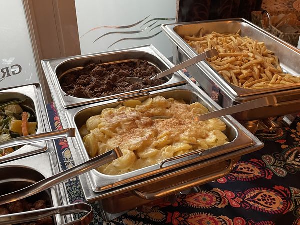We bestaan 10 jaar! Gisteren hebben we dit gevierd met de (oud) collega's. Bedrijfsbezoek <a href="/YourSurprise/">YourSurprise</a>  en #Nemag. 2 mensen extra in het zonnetje gezet, Andries Vink en natuurlijk de directeur-bestuurder en oprichter dhr. Jan de Jong. Het was een zeer geslaagde dag!