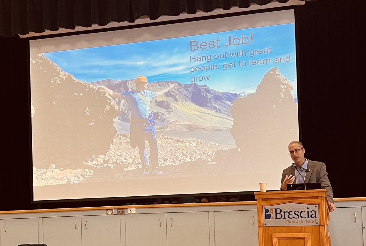 KennedyErinK's tweet photo. Reflections on a decade of research practice. @MGoldszmidt delivering the Annual Wayne Weston Lecture in #meded at the @westernuCERI for @SchulichMedDent
#practicevariation #medicaltrainees #medicalsupervision https://t.co/keXcQYZ6aB