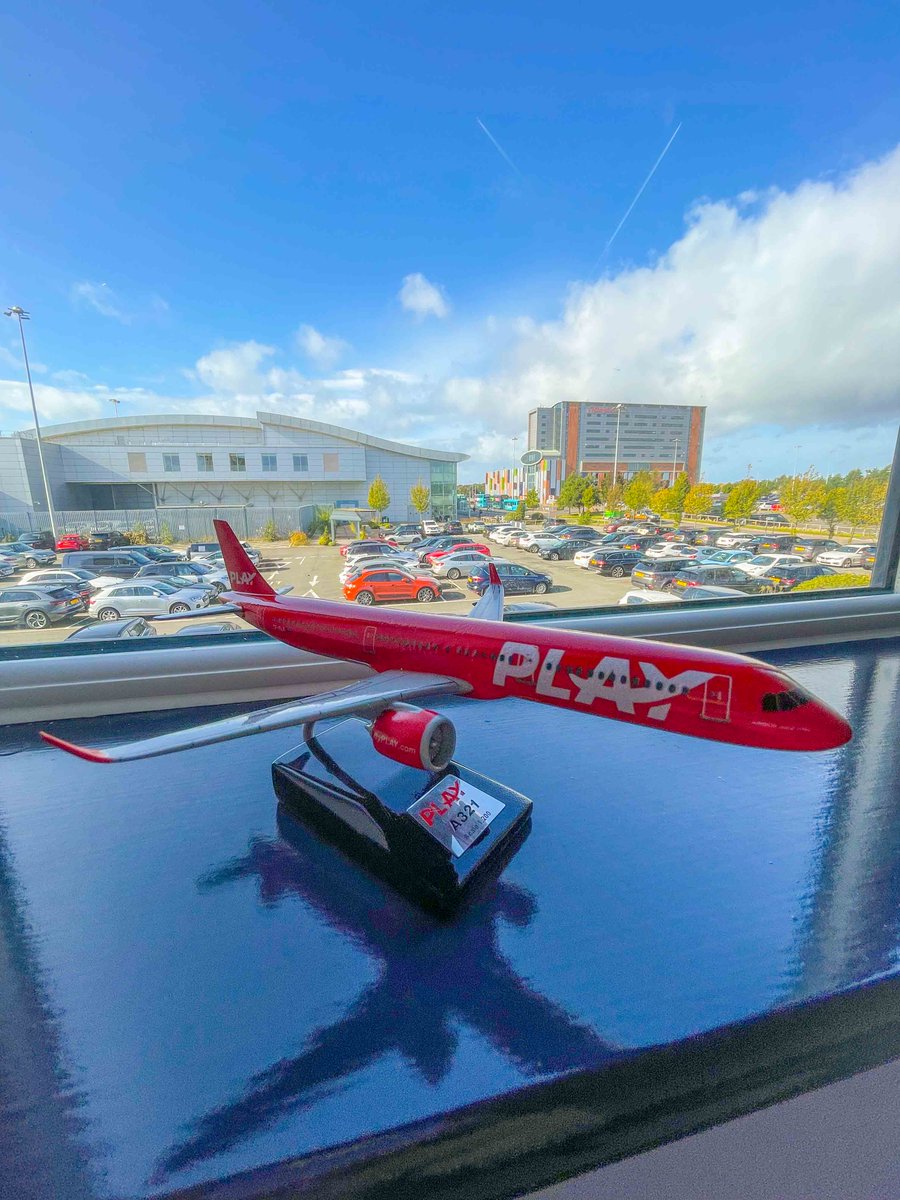 🚨  PLAY Week competition #4 🚨

It's time to give away another PLAY model plane! ✈️ To enter:

🔁 Retweet
❤️  Like
🚶 Make sure you're following us

It's that easy! T&amp;Cs 👉 ljla.uk/3RArCcQ