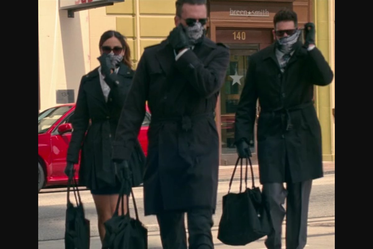 Leggomyfuego1's tweet photo. @LSequelae @brendonowicz #MaskHealth
Where health and fashion collide.
(shades optional)
Baby Driver (2017) 👈BC19 (Before Covid-19) https://t.co/wqOl65uQBd